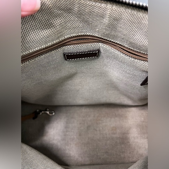 Vintage Dooney & Bourke Signature Zip Around Donegal Crest Domed Satchel Bag - Picture 15 of 16